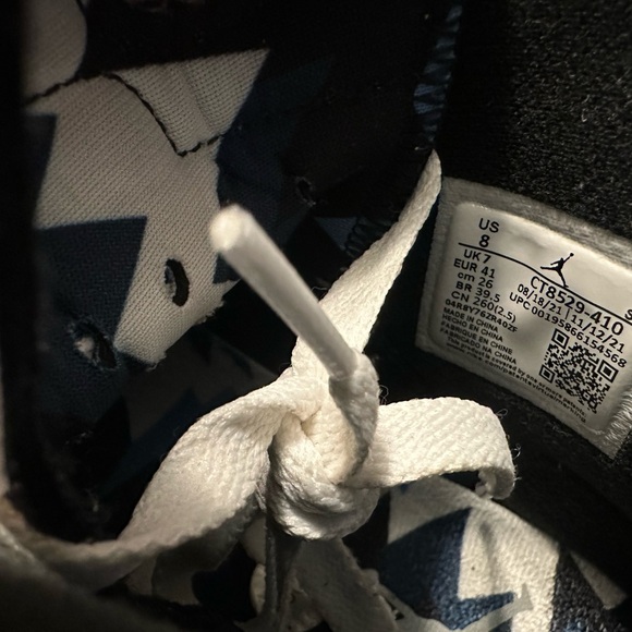 Jordan 6 Retro Mid UNC Home size 8 GOAT CERTIFIED - Picture 9 of 14